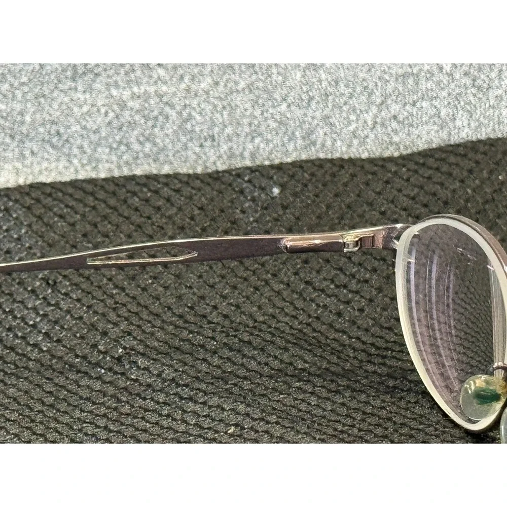 Vintage Elizabeth Arden EA-1016-1 Women Gunmetal Oval Eyeglasses Frame 52-17-130